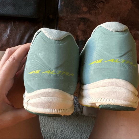 Altra Torin 4.5, Women’s 11, Sage color. Close to new. - Picture 6 of 6